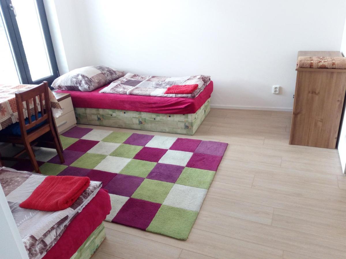 Penzion Apartmany Zlín Exteriör bild